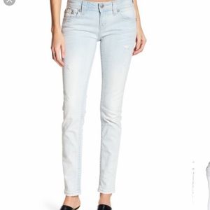 ✨🎊🎉HP🎉🎊✨ NWT Miss Me Jeans
